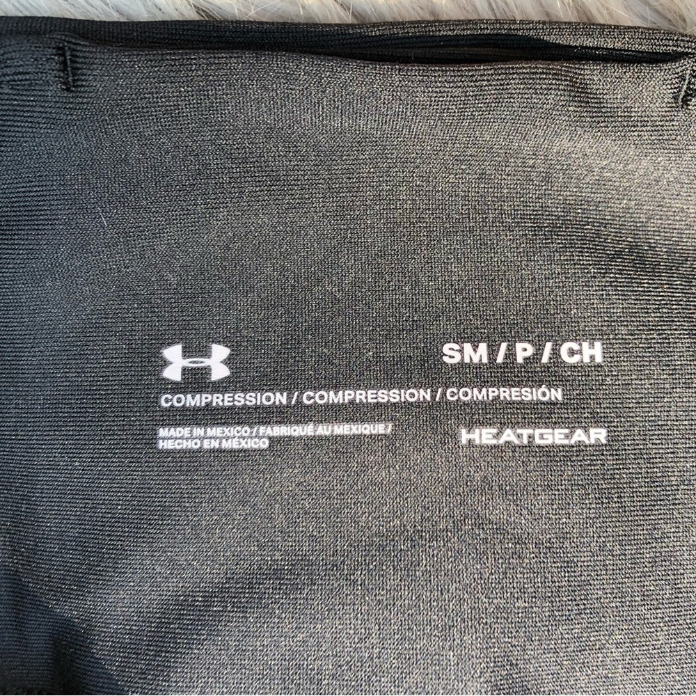 Under Armour High-Rise Compression Leggings, Size S - Picture 5 of 6